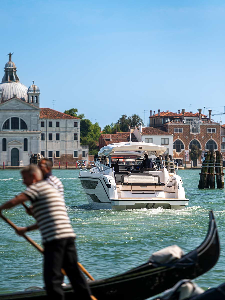 BAVARIA SR36 Open Top - Venedig