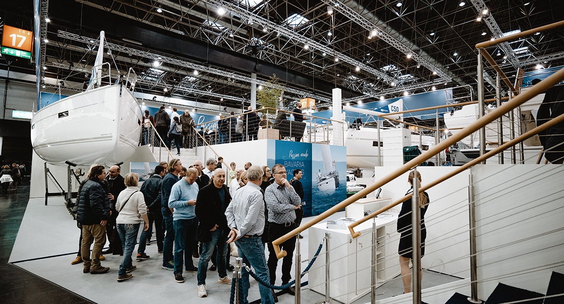 The visitor and light-filled exhibition hall at boot 2020.