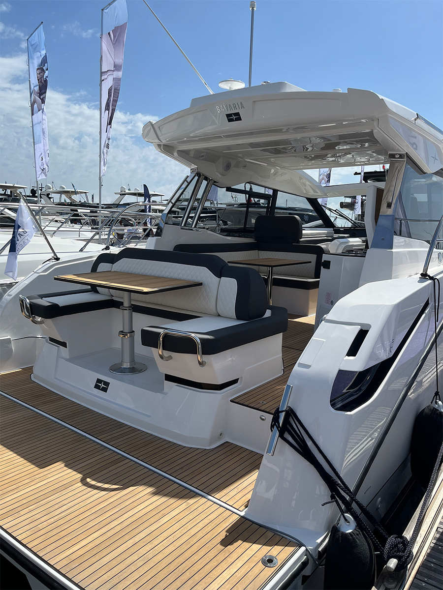 Messe-Premiere in Frankreich für die neue BAVARIA SR36