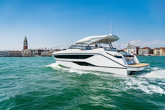 Motorboot SR38 | BAVARIA YACHTS