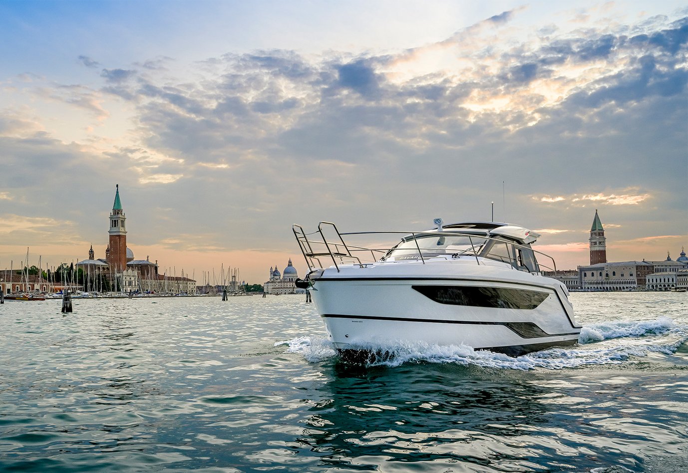 BAVARIA SR33 in Venedig