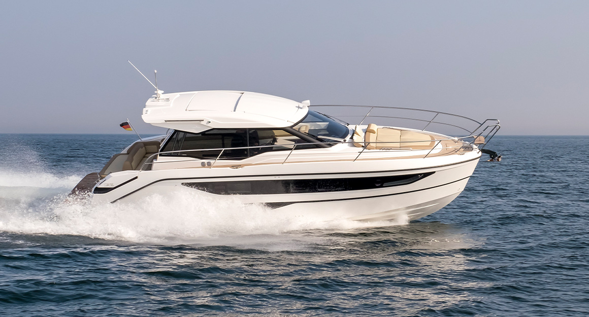 Die BAVARIA SR36 wird ihre Weltpremiere auf der diesjährigen Palma International Boat Show feiern