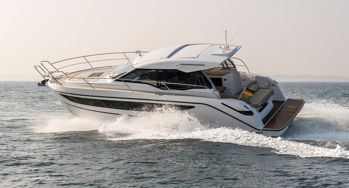 Exklusive Impressionen der neuen BAVARIA SR36